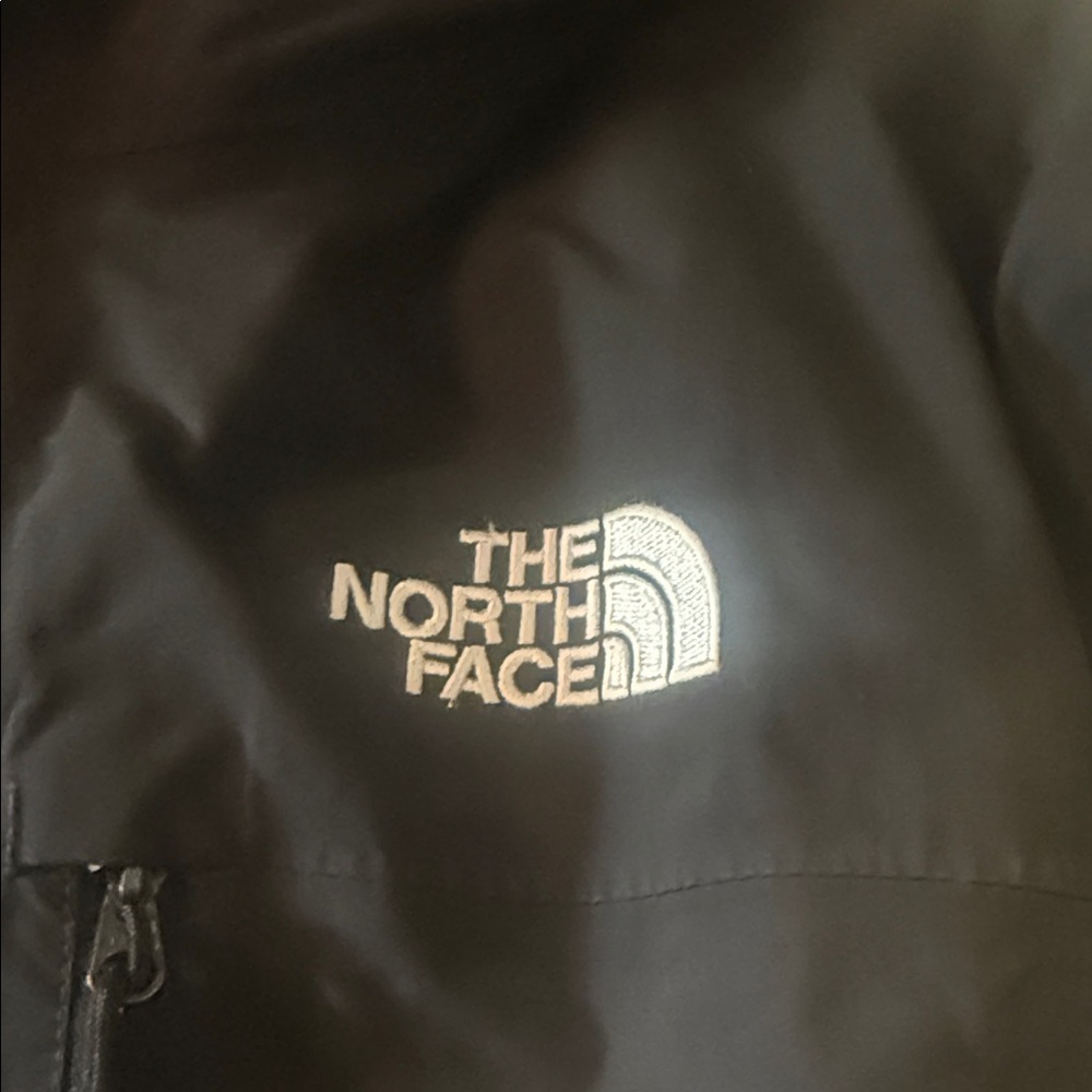 The North Face Men's Hyvec Black Performance Jacket - Picture 2 of 5